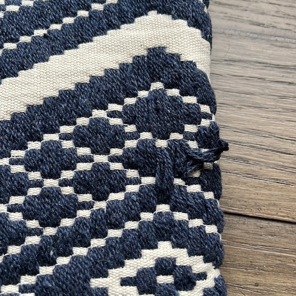 Seashell Clutch - Picture 3 of 3